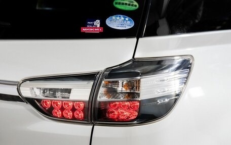 Toyota Wish II, 2014 год, 1 548 000 рублей, 20 фотография