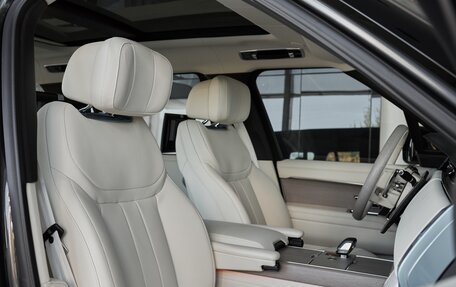 Land Rover Range Rover IV рестайлинг, 2025 год, 27 500 000 рублей, 8 фотография