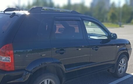Hyundai Tucson III, 2008 год, 700 000 рублей, 3 фотография