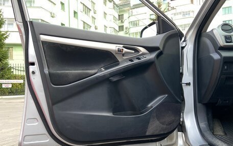 Pontiac Vibe II, 2008 год, 600 000 рублей, 11 фотография