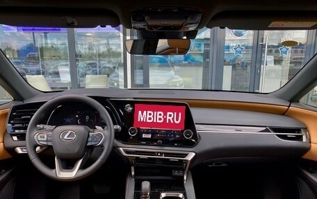 Lexus RX IV рестайлинг, 2025 год, 7 500 000 рублей, 17 фотография