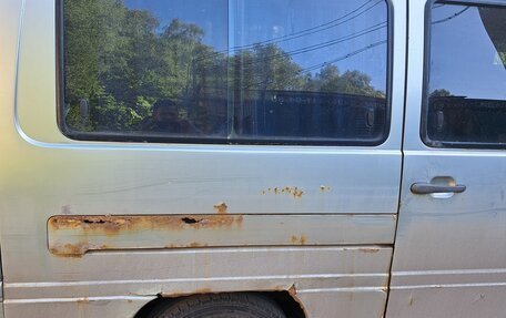 SsangYong Istana, 2002 год, 230 000 рублей, 2 фотография