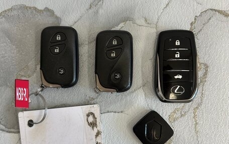 Lexus IS II рестайлинг 2, 2010 год, 1 700 000 рублей, 10 фотография