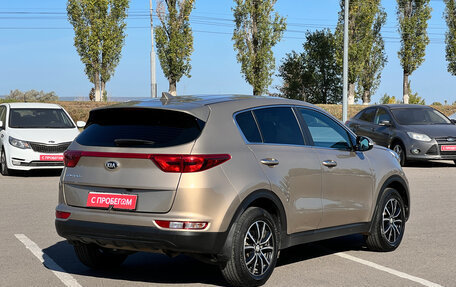 KIA Sportage IV рестайлинг, 2017 год, 1 750 000 рублей, 4 фотография