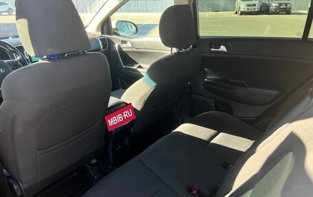 KIA Sportage IV рестайлинг, 2017 год, 1 750 000 рублей, 12 фотография