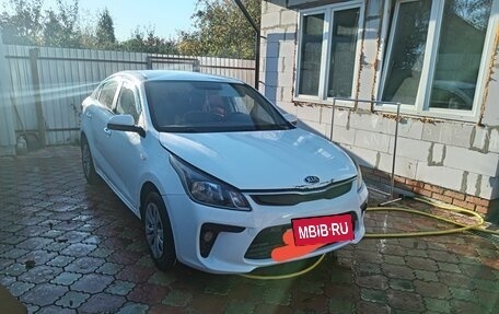 KIA Rio IV, 2020 год, 780 000 рублей, 2 фотография