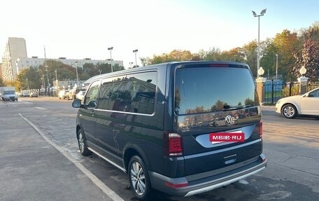 Volkswagen Multivan T6 рестайлинг, 2018 год, 4 600 000 рублей, 4 фотография