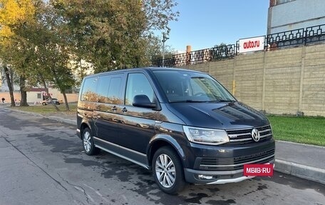 Volkswagen Multivan T6 рестайлинг, 2018 год, 4 600 000 рублей, 8 фотография