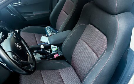 Toyota Auris II, 2014 год, 1 290 000 рублей, 6 фотография