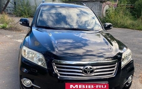 Toyota RAV4, 2011 год, 1 240 000 рублей, 2 фотография