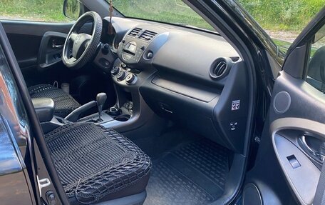 Toyota RAV4, 2011 год, 1 240 000 рублей, 6 фотография