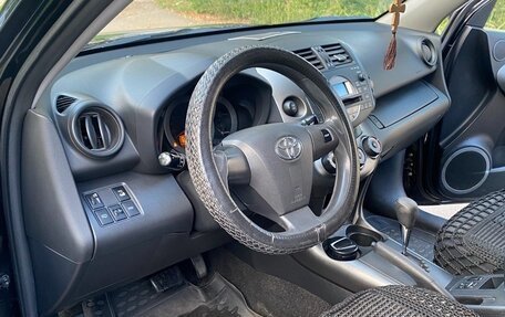 Toyota RAV4, 2011 год, 1 240 000 рублей, 4 фотография