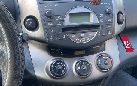Toyota RAV4, 2011 год, 1 240 000 рублей, 5 фотография