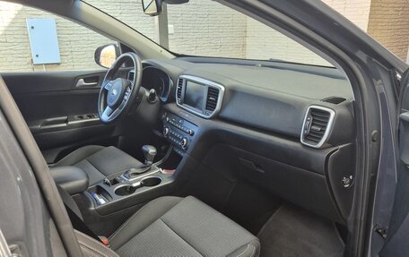 KIA Sportage IV рестайлинг, 2020 год, 2 500 000 рублей, 6 фотография