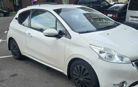 Peugeot 208 II, 2013 год, 750 000 рублей, 3 фотография