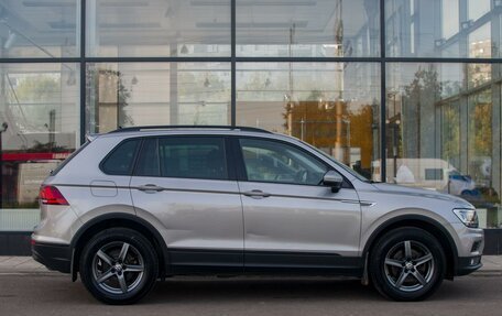 Volkswagen Tiguan II, 2019 год, 2 690 000 рублей, 5 фотография