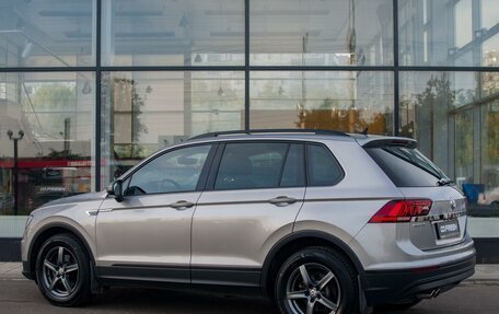 Volkswagen Tiguan II, 2019 год, 2 690 000 рублей, 2 фотография