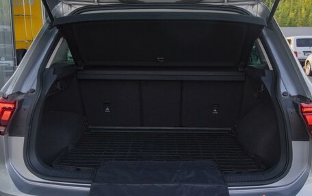Volkswagen Tiguan II, 2019 год, 2 690 000 рублей, 25 фотография