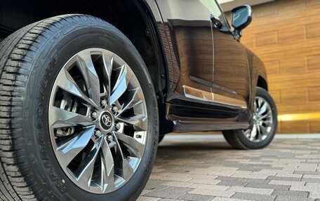 Toyota Land Cruiser, 2022 год, 10 148 000 рублей, 6 фотография