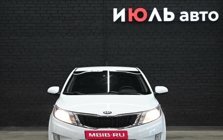 KIA Rio III рестайлинг, 2014 год, 1 050 000 рублей, 2 фотография