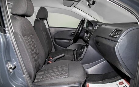 Volkswagen Polo VI (EU Market), 2017 год, 950 000 рублей, 6 фотография