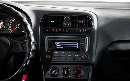 Volkswagen Polo VI (EU Market), 2017 год, 950 000 рублей, 11 фотография