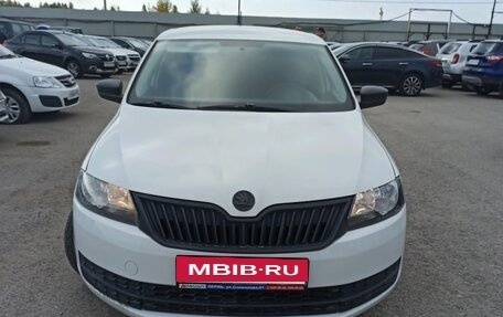 Skoda Rapid I, 2017 год, 975 000 рублей, 3 фотография