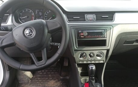 Skoda Rapid I, 2017 год, 975 000 рублей, 5 фотография