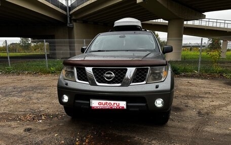 Nissan Pathfinder, 2006 год, 900 000 рублей, 1 фотография