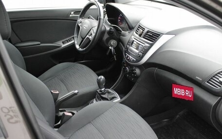 Hyundai Solaris II рестайлинг, 2016 год, 1 034 000 рублей, 13 фотография