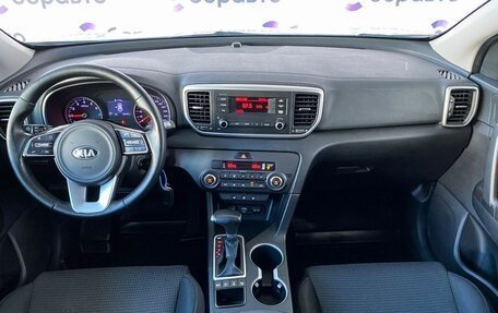 KIA Sportage IV рестайлинг, 2018 год, 2 099 000 рублей, 7 фотография