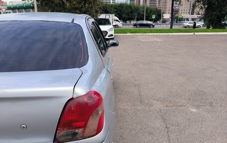 Toyota Platz, 2001 год, 249 900 рублей, 7 фотография