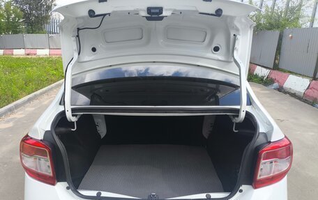 Renault Logan II, 2022 год, 1 090 000 рублей, 13 фотография