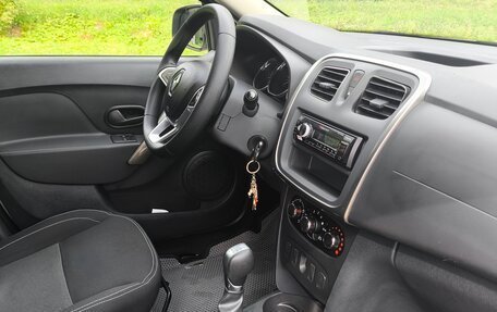 Renault Logan II, 2022 год, 1 090 000 рублей, 16 фотография