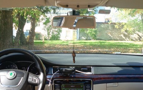 Skoda Superb III рестайлинг, 2012 год, 1 450 000 рублей, 12 фотография