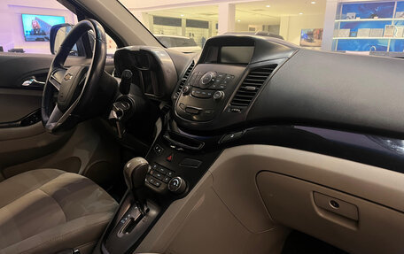 Chevrolet Orlando I, 2011 год, 1 095 000 рублей, 11 фотография