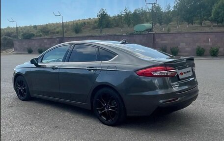 Ford Fusion (North America) II, 2020 год, 1 400 000 рублей, 3 фотография