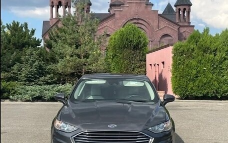 Ford Fusion (North America) II, 2020 год, 1 400 000 рублей, 9 фотография