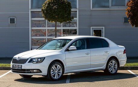 Skoda Superb III рестайлинг, 2013 год, 1 195 000 рублей, 1 фотография