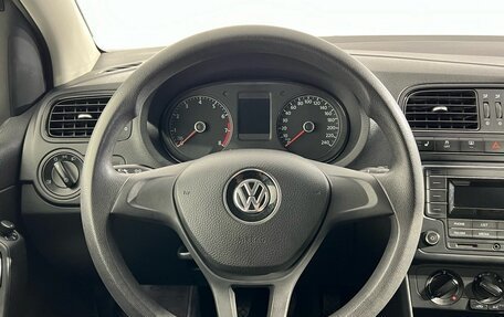 Volkswagen Polo VI (EU Market), 2016 год, 880 000 рублей, 10 фотография