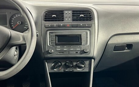 Volkswagen Polo VI (EU Market), 2016 год, 880 000 рублей, 11 фотография