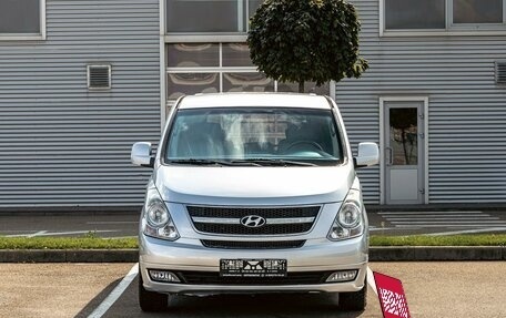 Hyundai Grand Starex Grand Starex I рестайлинг 2, 2010 год, 1 445 000 рублей, 2 фотография