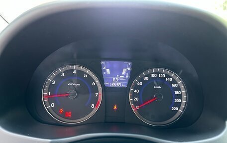 Hyundai Solaris II рестайлинг, 2012 год, 700 000 рублей, 20 фотография