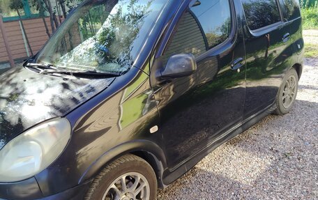 Toyota FunCargo, 2000 год, 320 000 рублей, 2 фотография