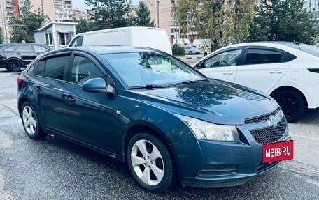 Chevrolet Cruze II, 2012 год, 590 000 рублей, 3 фотография