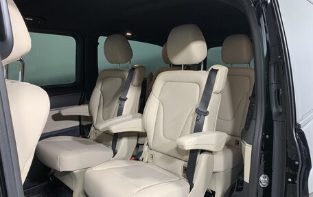 Mercedes-Benz V-Класс, 2024 год, 18 000 000 рублей, 8 фотография