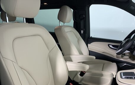 Mercedes-Benz V-Класс, 2024 год, 18 000 000 рублей, 16 фотография