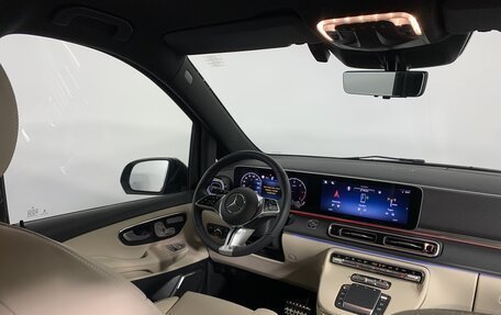 Mercedes-Benz V-Класс, 2024 год, 18 000 000 рублей, 15 фотография