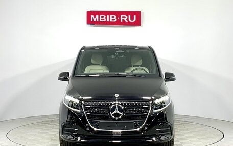 Mercedes-Benz V-Класс, 2024 год, 18 000 000 рублей, 2 фотография