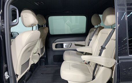 Mercedes-Benz V-Класс, 2024 год, 18 000 000 рублей, 19 фотография